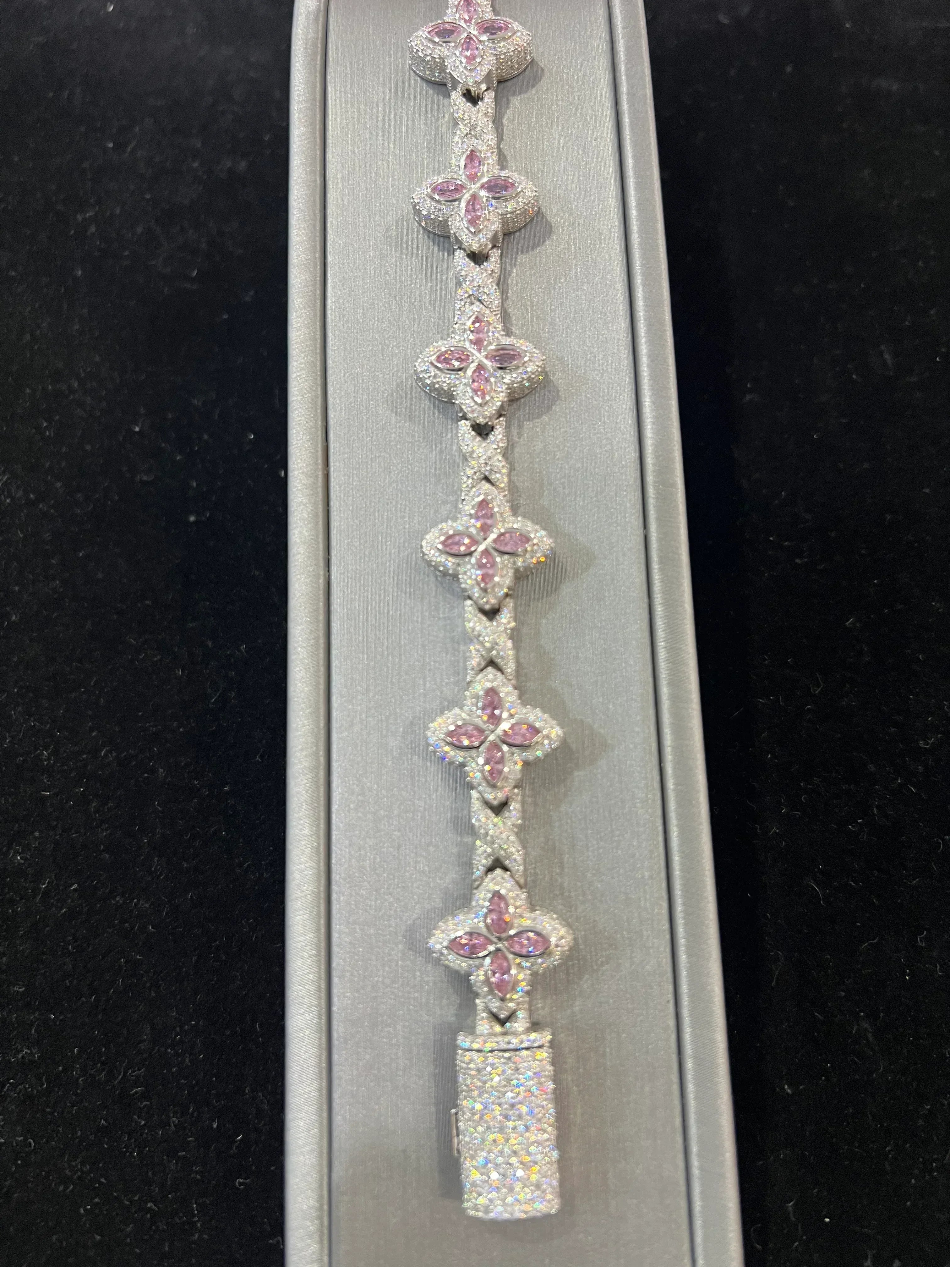 Fully Flooded Marquise Clover Bracelet image 4