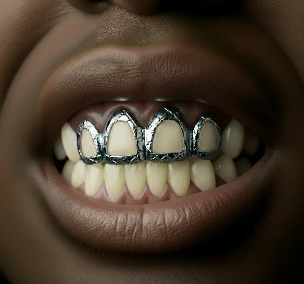 4 Silver Teeth: Open Face With Diamond Cutz On Trim