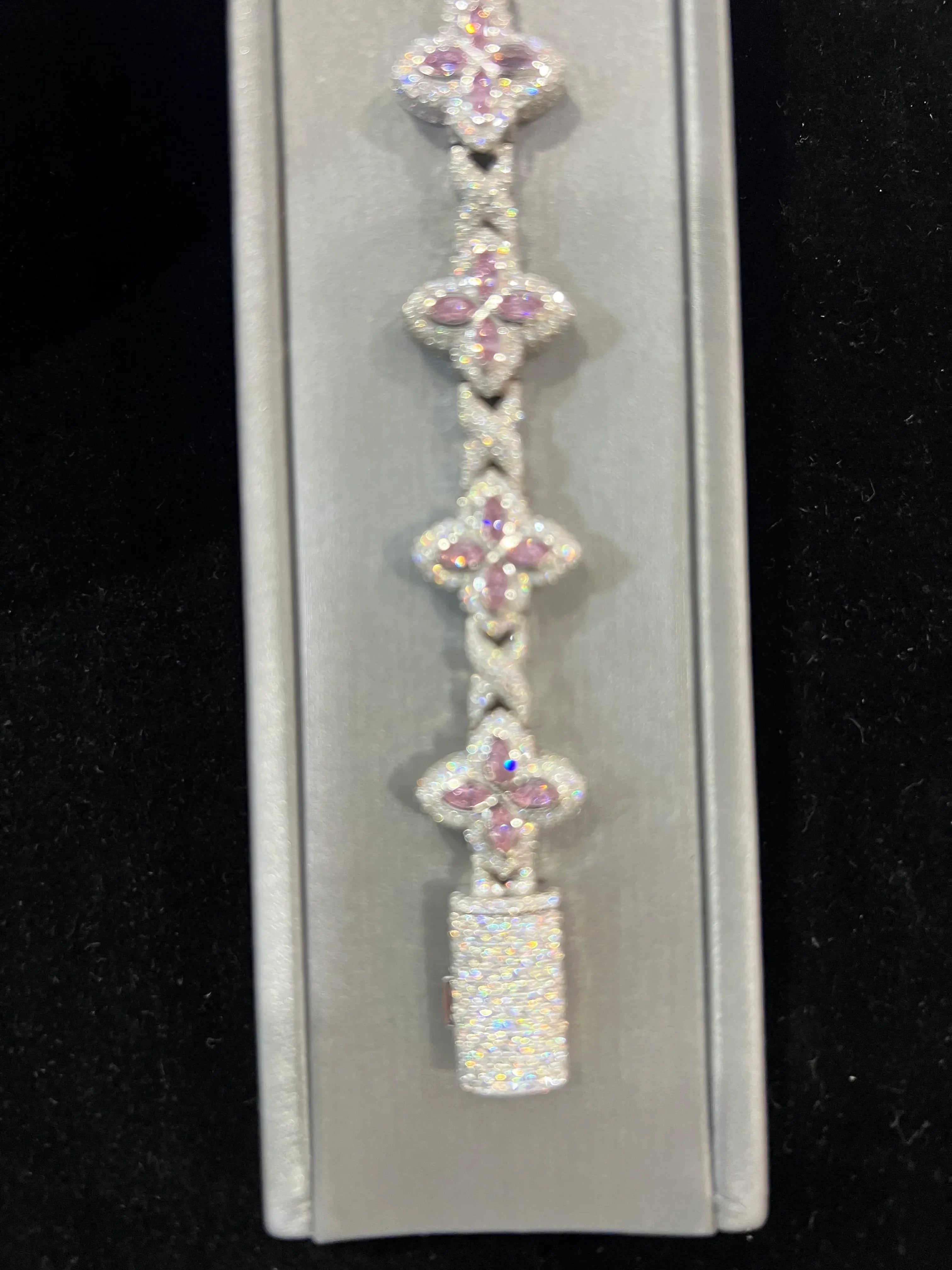 Fully Flooded Marquise Clover Bracelet image 3